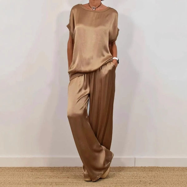 Short-Sleeve Button-Down + Wide-Leg Pants Set 15