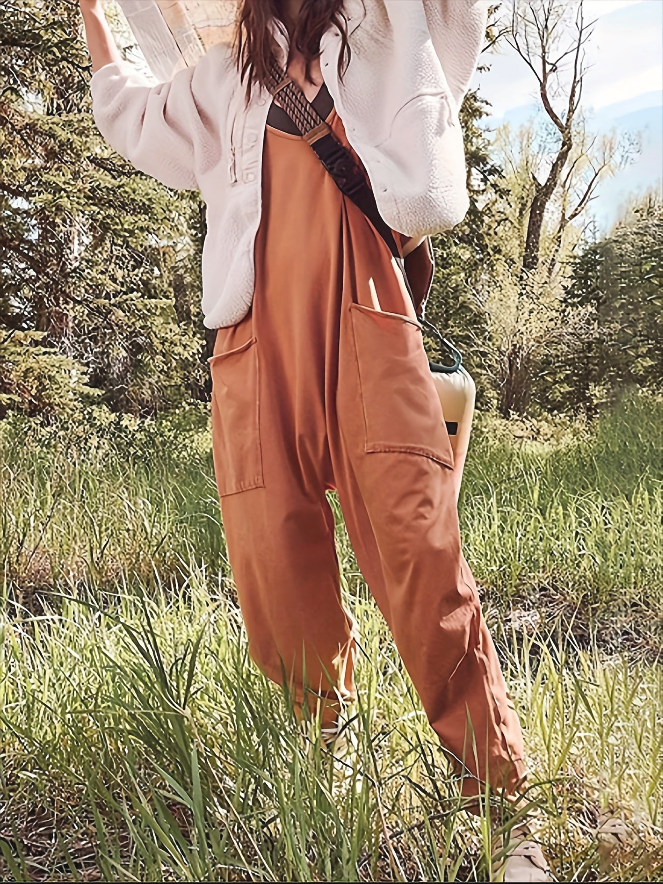 Loose Sleeveless Pocket Jumpsuit Secondary image